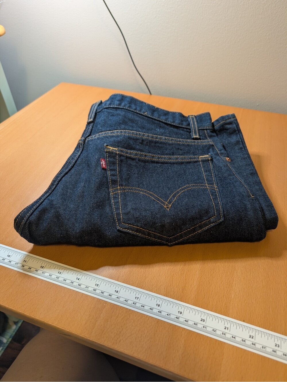 2077 - Levi's 517 Boot Cut Jeans - Men's Size W35 L32, Dark Blue